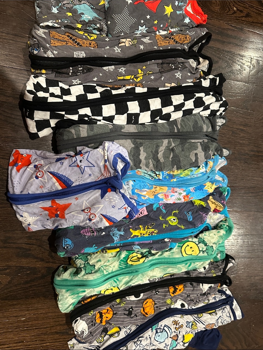 LITTLE SLEEPIES BAMBOO BUNDLE OF 10 FOOTIES/SETS DISNEY HALLOWEEN FOOTBALL